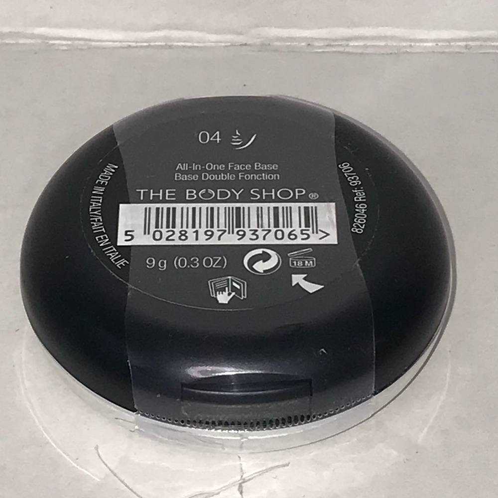 The Body Shop All-in-One Face Base Shade 04 BNIP - Picture 6 of 7